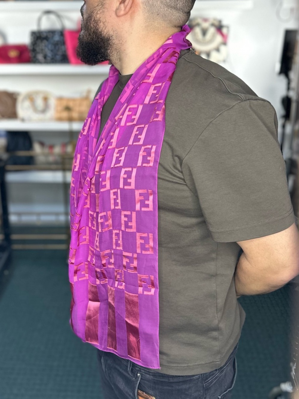 @veronicaherm123 FENDI SILK SCARF 25/25 used